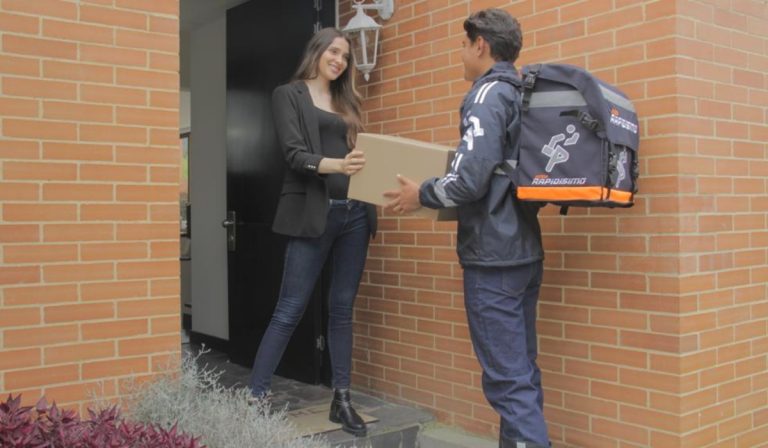 Inter Rapidísimo lanza nuevo servicio contra-entrega para incentivar envíos en Colombia
