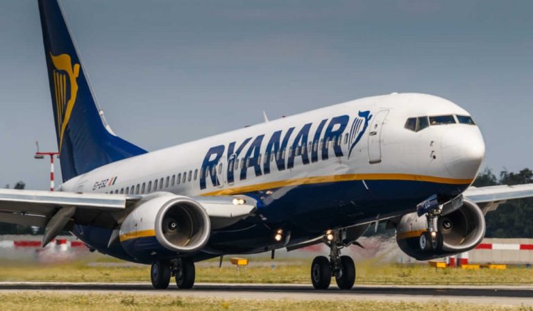 Huelgas de sindicatos de aerolíneas Ryanair e EasyJet causan cancelaciones de vuelos en España