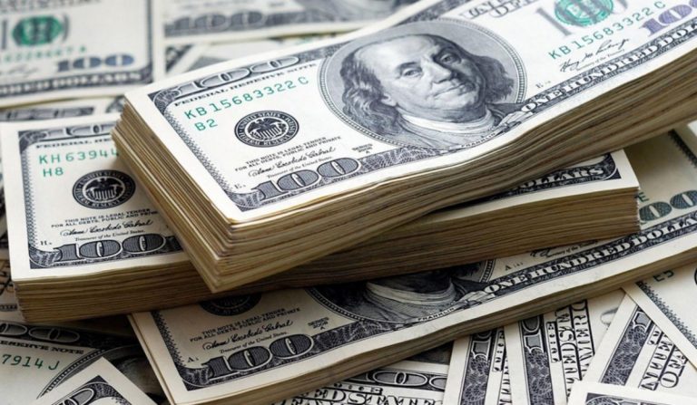Premercado | Dólar estadounidense sufre caída semanal frente a otras divisas mundiales