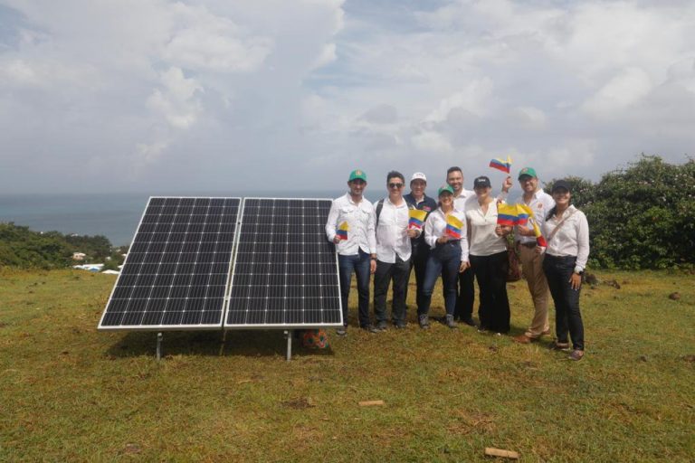 Colombia: inició la construcción de la primera granja solar en la isla de Providencia