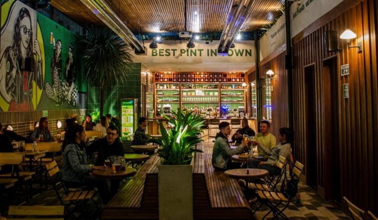 Así es el nuevo Irish Pub que abre sus puertas en el Parque de la 93 de Bogotá