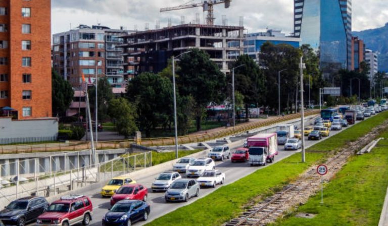 Vence pago de impuesto vehicular, con descuento, en Bogotá