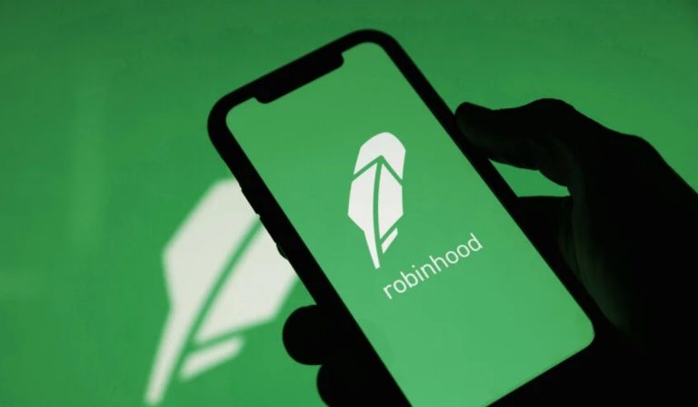 Ingresos de Robinhood cayeron y la compañía anunció recortes de personal