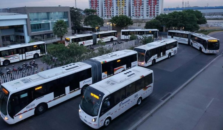 Sigue paro de transporte en Barranquilla por tercer día: Transmetro opera parcialmente