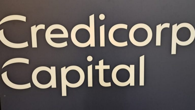 Colombianos han sacado menos capitales que Chile y Perú tras cambio de gobiernos: Credicorp Capital