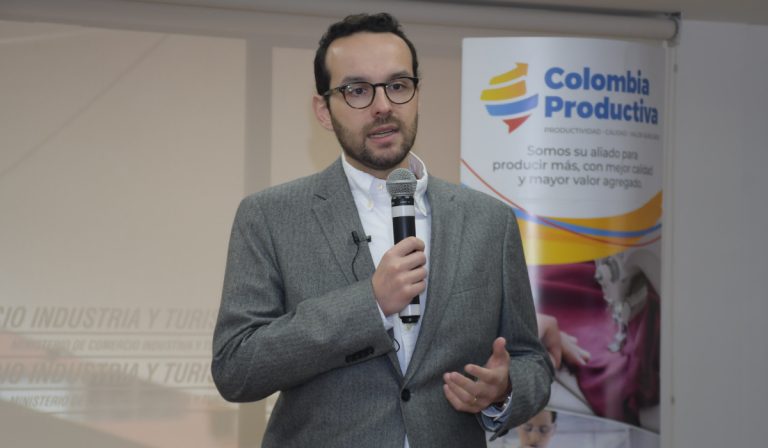 Camilo Fernández de Soto renuncia a la presidencia de Colombia Productiva