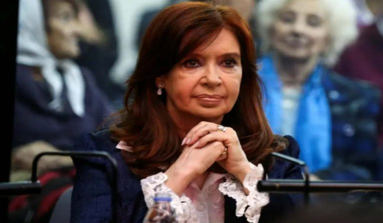 Detenido hombre brasileño que apuntó con arma a Cristina Kirchner en Argentina