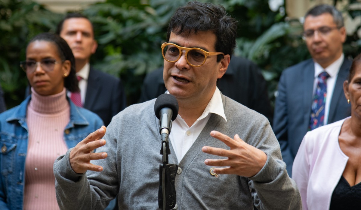 Danilo Rueda, ya no será alto comisionado para la Paz en Colombia.