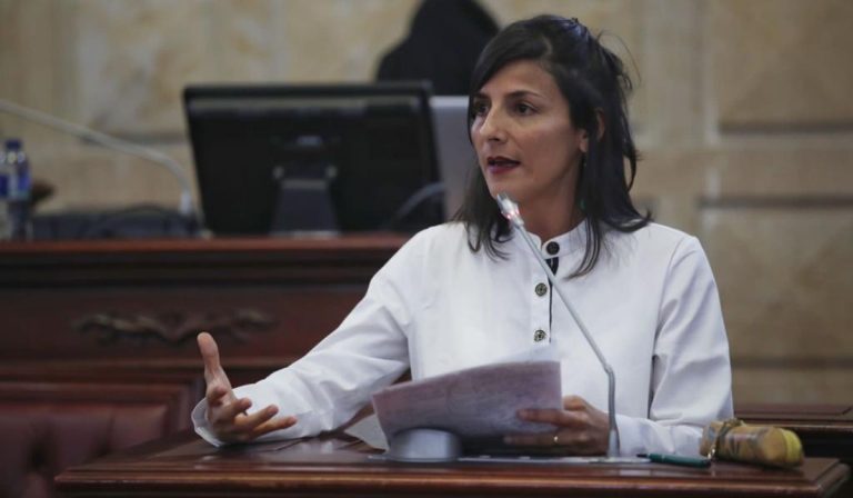 Las polémicas de Irene Vélez desde que asumió como ministra de Minas y Energía de Colombia