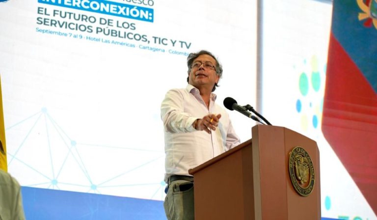 Las críticas de Gustavo Petro al sector de servicios públicos de Colombia