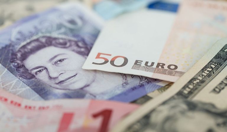 Casas de cambio 16 de octubre: a esto se cotiza la compra y venta de euro