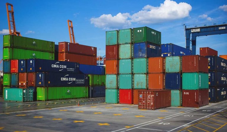 Cerámica Corona ha exportado 3.200 contenedores en 2022 desde Colombia