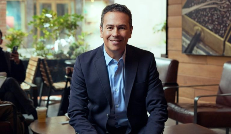 Juan Pablo Castaño, nuevo gerente de Alsea Colombia, operadora de Starbucks y Domino’s