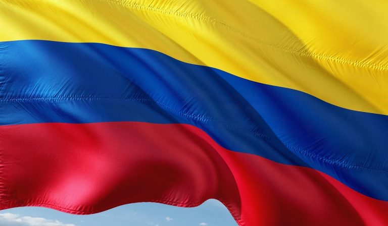 Actividad económica de Colombia creció 4,6 % en octubre, según ISE