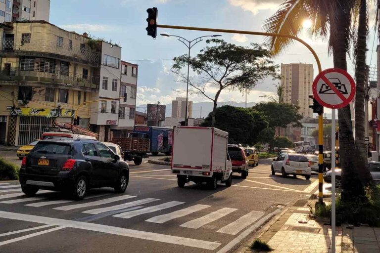 Vehículos con pico y placa este sábado, 6 de mayo en Bucaramanga