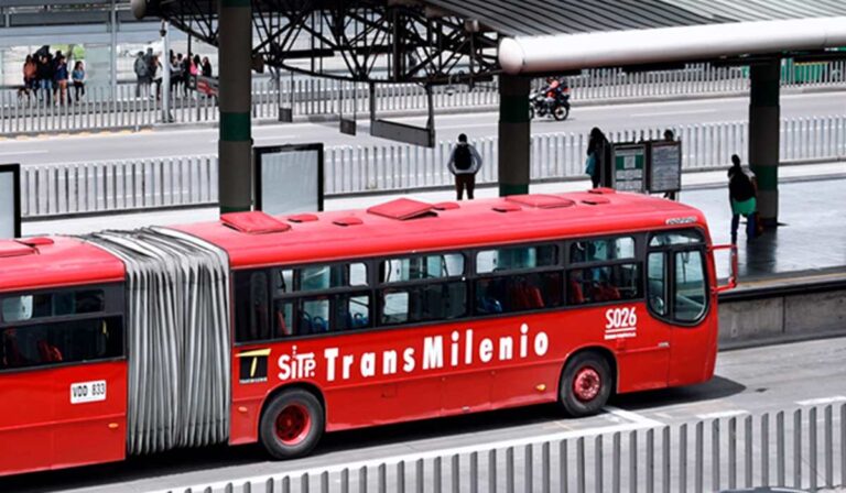 Bogotá: hay cita en estaciones de Transmilenio para hacer “colatón»