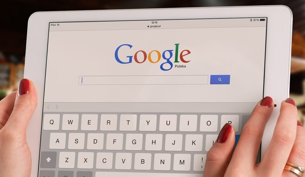 Google eliminará las cookies para el 2024 con lo cual los anuncios de internet necesitan mejoras.