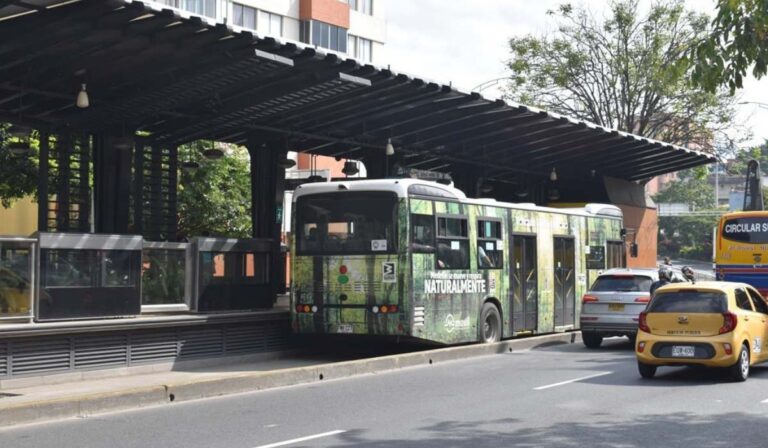 Situación del déficit financiero del Metro de Medellín para el sistema de buses y Metroplús