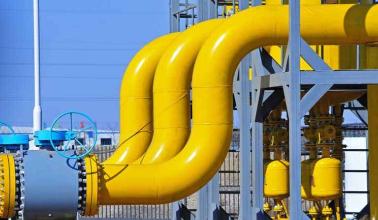 Rusia lista para reanudar suministro de gas a Europa por gasoducto Yamal-Europa