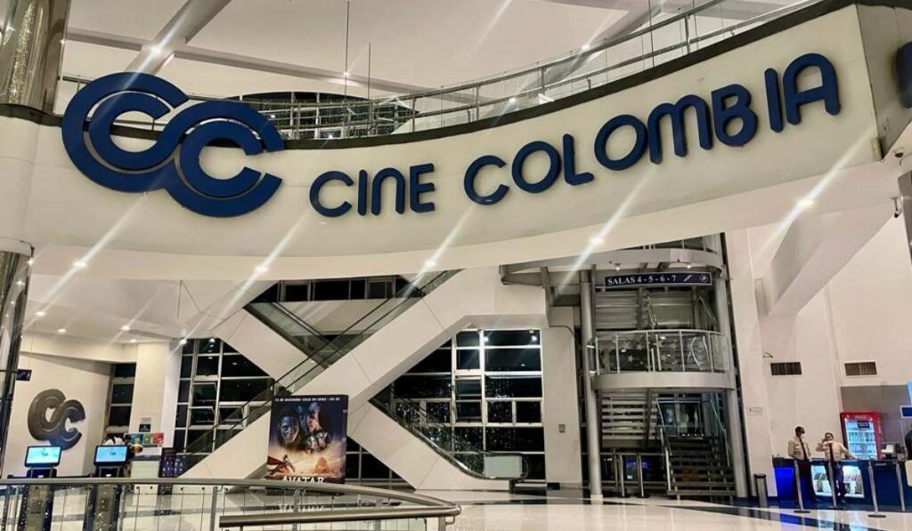 Cine Colombia del centro comercial Oviedo de Medellín