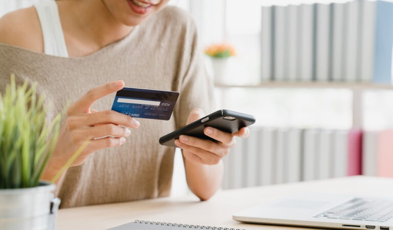 Banco Popular lanzó tarjeta de crédito con diversos beneficios para mujeres
