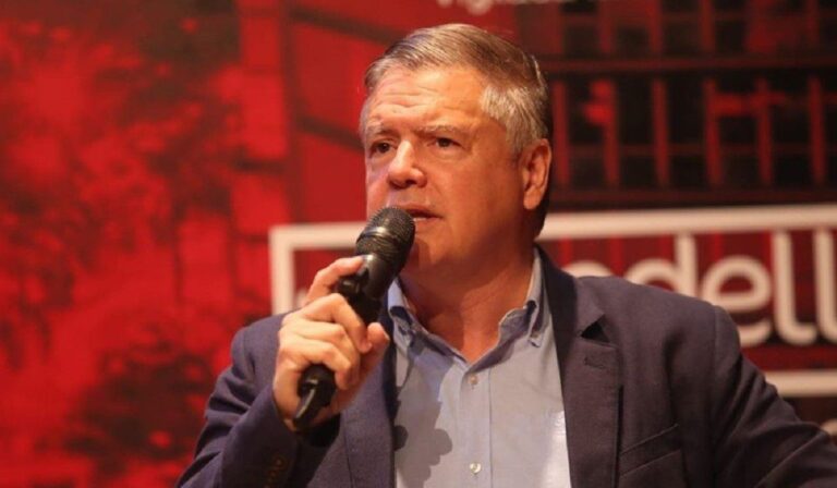 Juan Carlos Vélez deja la Presidencia de Fendipetróleo en Colombia