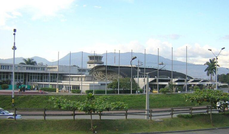 Más de 20 vuelos cancelados y 35 con demoras en aeropuerto Olaya Herrera de Medellín