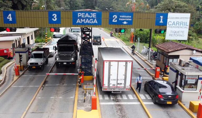 Transportadores de Colombia alertan por aumento en precios de peajes: ¿Habrá paro?