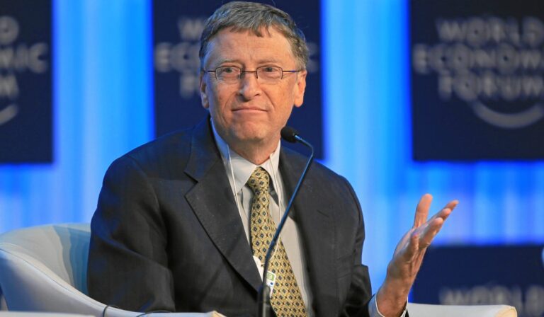 Bill Gates revela su esperada carta de fin de año y aborda pronósticos para la IA