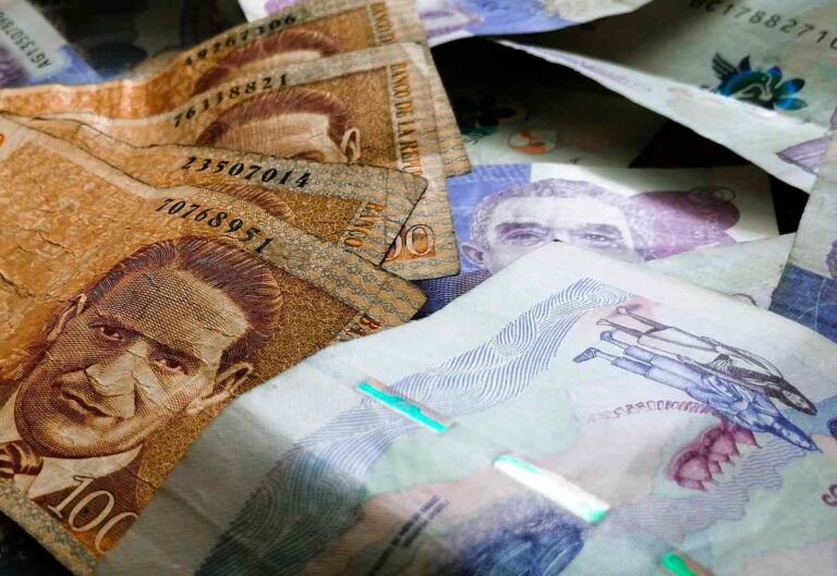 Estudios pronostican que crecimiento de la economía de Colombia haya disminuido en diciembre
