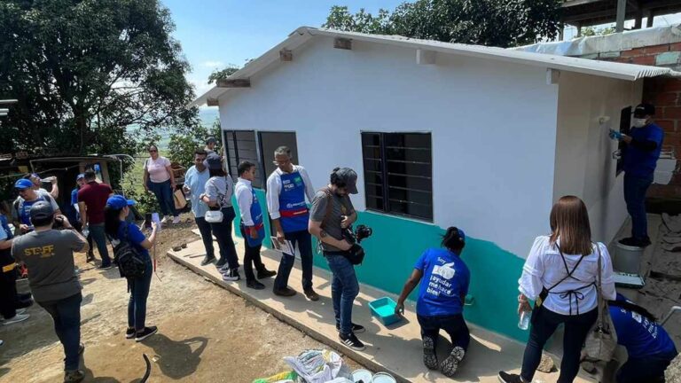 Homecenter entrega 22 viviendas en Yumbo, Valle del Cauca