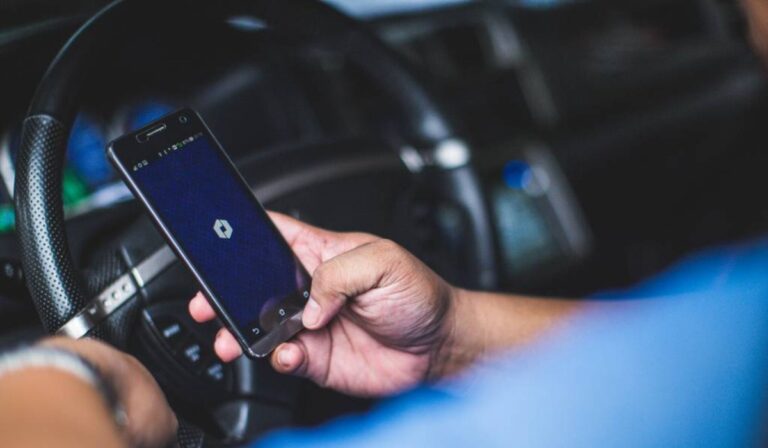 El salvavidas de la Corte Suprema a Uber: app gana pulso legal con taxistas