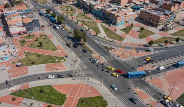Galán se compromete a entregar avenida Guayacanes en menos de tres meses