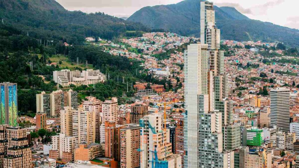Cortes de agua en Bogotá en algunas zonas clave