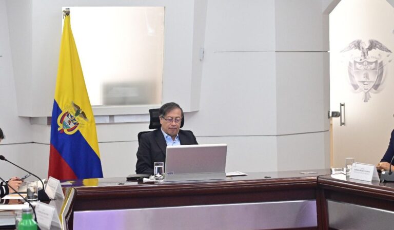 Presidente Petro se reunirá con Juan Manuel Santos para buscar salidas a la paz total