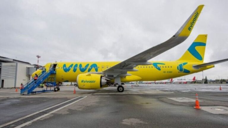 Multa de la SIC a Viva Air: tendrá que devolver dinero por cancelar vuelos
