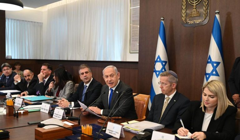 Israel toma medidas contra Colombia por declaraciones de Petro; romperían relaciones