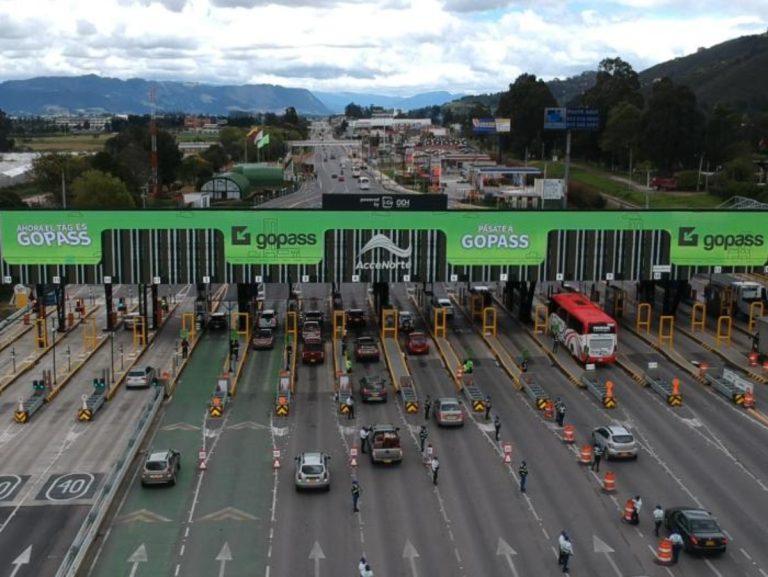 Peajes Colombia: tarifas subirán dos veces entre diciembre y enero