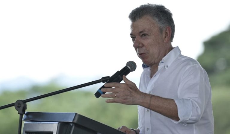 Juan Manuel Santos: sistema de salud en Colombia es uno de los mejores, espero no lo cambien con la reforma