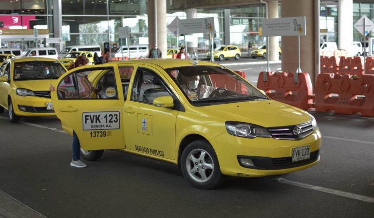 Secretaría de Movilidad de Bogotá responde a amenaza de paro de taxistas