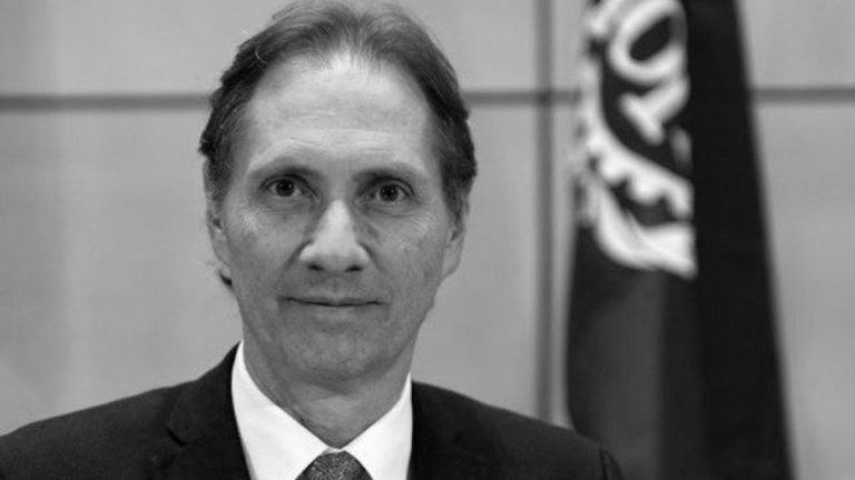 Fallece Alberto Echavarría, vicepresidente jurídico de la ANDI