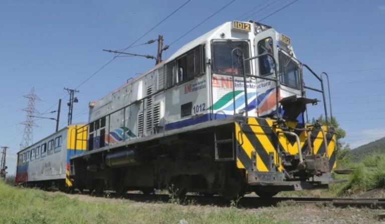 Gobierno Petro abre licitación clave para revivir ferrocarril de Bogotá a la costa Caribe