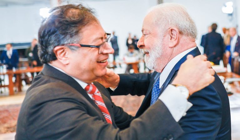 Lula retoma idea de moneda común para América del Sur en cumbre presidencial