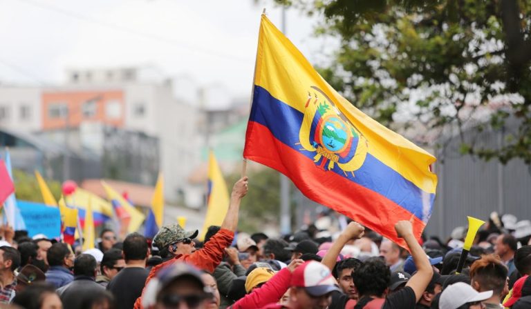 Elecciones Ecuador: Noboa y González se disputarán la Presidencia el domingo 15 de octubre