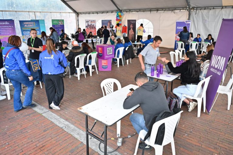 Feria de ‘Empleo Diversa’ en Bogotá: conecta la población LGBTIQ+ con oportunidades laborales