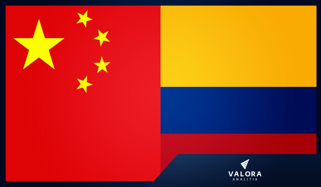 Banderas de China y Colombia