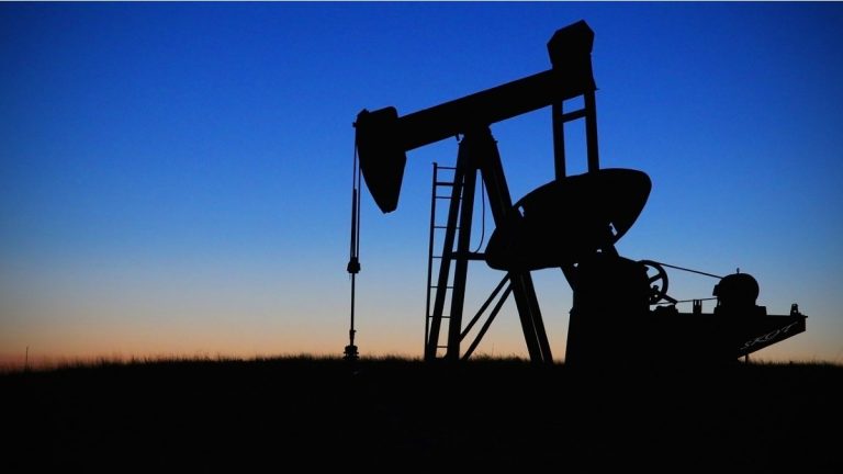 Precio de petróleo Brent superó los US$80 por primera vez desde mayo de 2023