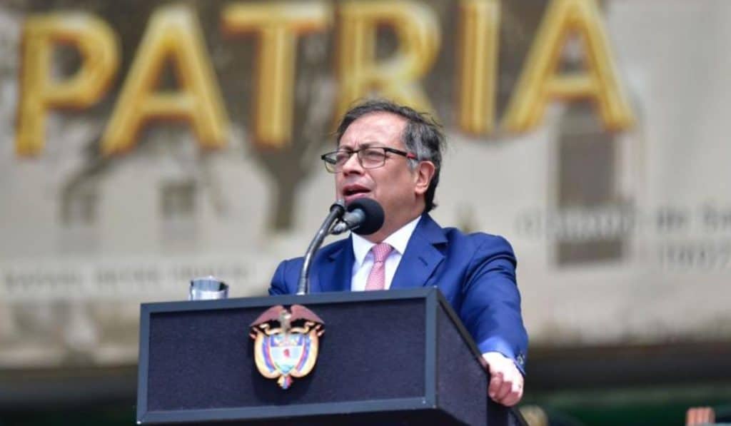 Gustavo Petro, presidente de Colombia, habla durante un evento de las Fuerzas Militares