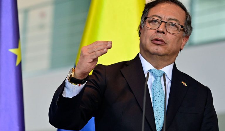 Petro propuso fórmula para acabar con rentabilidad del narcotráfico en Colombia