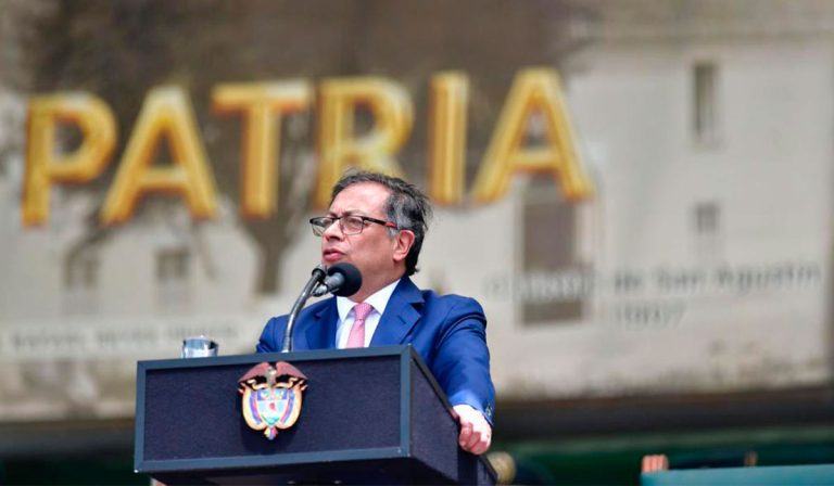 Petro confirma que Sarabia y Benedetti salen del gobierno; niega ‘chuzadas’